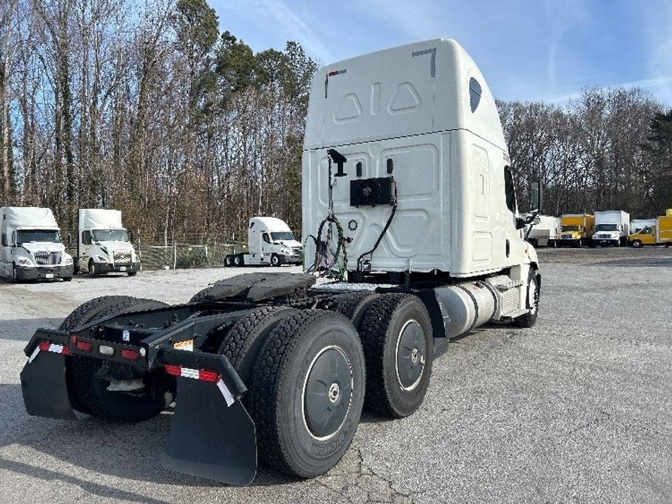Sleeper Tractor-Heavy Duty Tractors-Freightliner-2019-Cascadia 12564ST-Anderson-SC-418,548\n\t\tmiles-$ 49,750 - Image 7