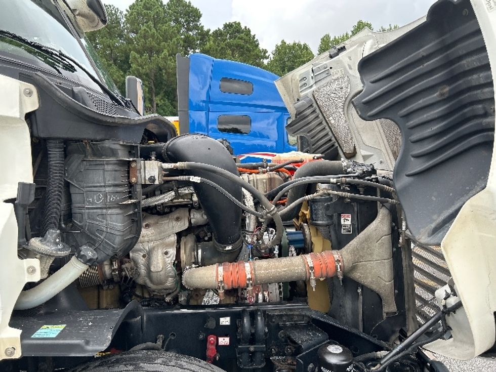 Sleeper Tractor-Heavy Duty Tractors-Freightliner-2019-Cascadia 12564ST-Anderson-SC-605,110\n\t\tmiles-$ 48,500 - Image 20