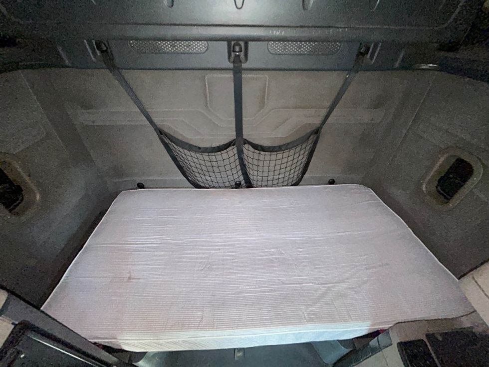 Sleeper Tractor-Heavy Duty Tractors-Freightliner-2019-Cascadia 12564ST-Asheville-NC-507,805\n\t\tmiles-$ 48,250 - Image 16