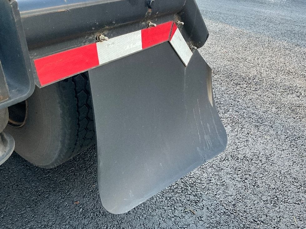 Sleeper Tractor-Heavy Duty Tractors-Freightliner-2019-Cascadia 12564ST-Atlanta (Forest Park)-GA-589,331\n\t\tmiles-$ 41,000 - Image 25