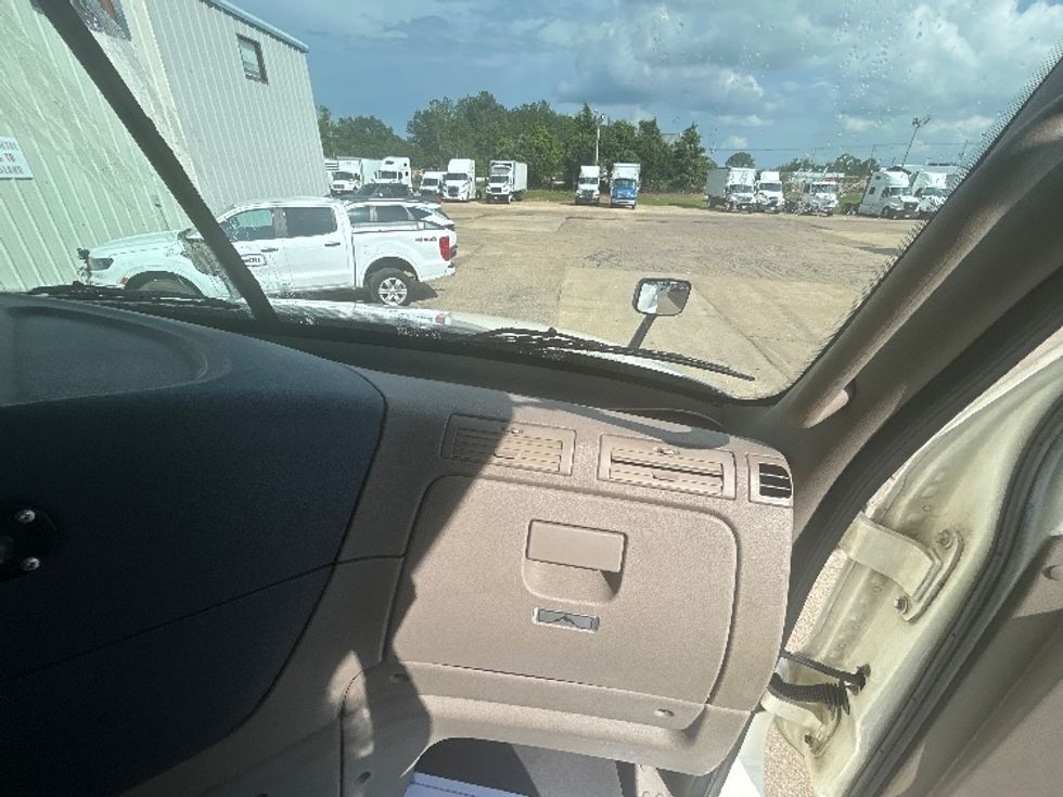 Sleeper Tractor-Heavy Duty Tractors-Freightliner-2019-Cascadia 12564ST-Belden-MS-450,771\n\t\tmiles-$ 56,750 - Image 14