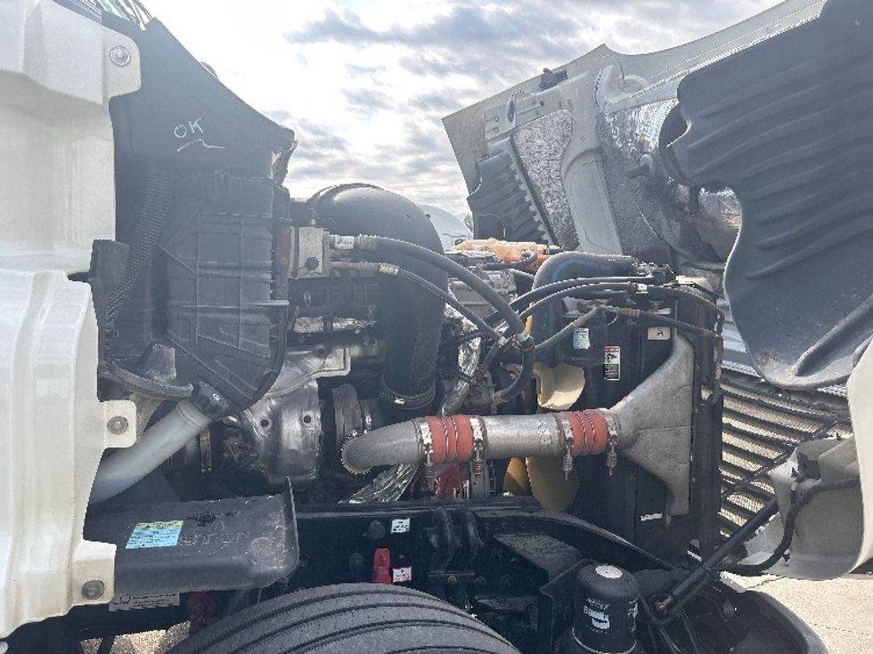 Sleeper Tractor-Heavy Duty Tractors-Freightliner-2019-Cascadia 12564ST-Belden-MS-455,650\n\t\tmiles-$ 56,500 - Image 20