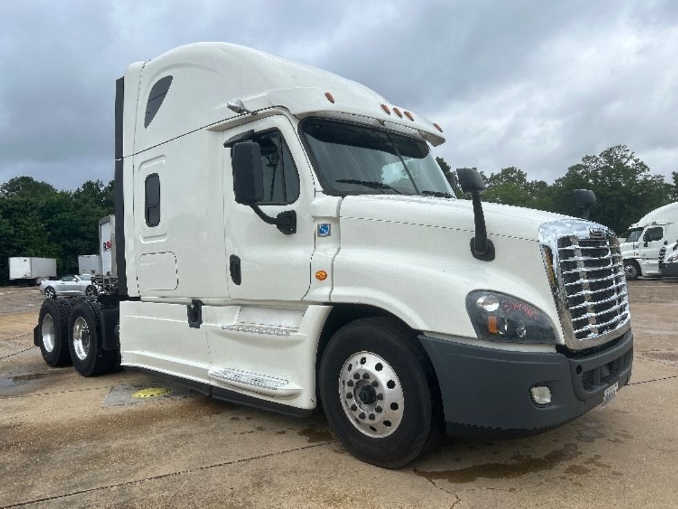 Sleeper Tractor-Heavy Duty Tractors-Freightliner-2019-Cascadia 12564ST-Belden-MS-506,677\n\t\tmiles-$ 53,500 - Image 1
