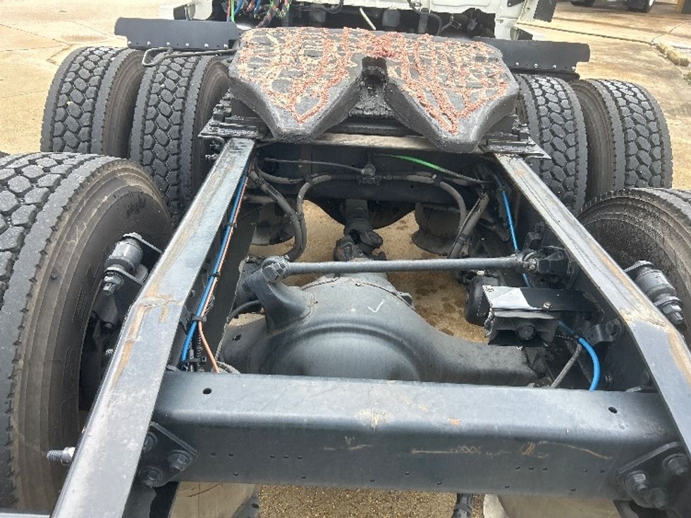 Sleeper Tractor-Heavy Duty Tractors-Freightliner-2019-Cascadia 12564ST-Belden-MS-506,677\n\t\tmiles-$ 53,500 - Image 6