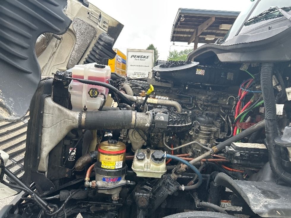 Sleeper Tractor-Heavy Duty Tractors-Freightliner-2019-Cascadia 12564ST-Belden-MS-517,778\n\t\tmiles-$ 53,000 - Image 21