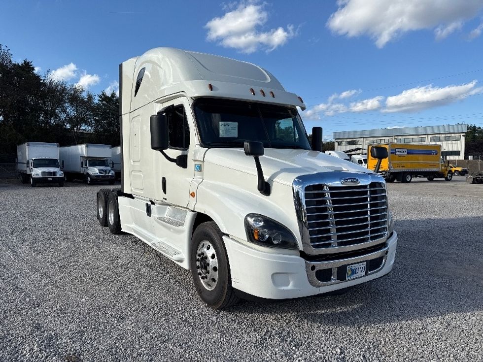 Sleeper Tractor-Heavy Duty Tractors-Freightliner-2019-Cascadia 12564ST-Birmingham-AL-491,493\n\t\tmiles-$ 54,000 - Image 1