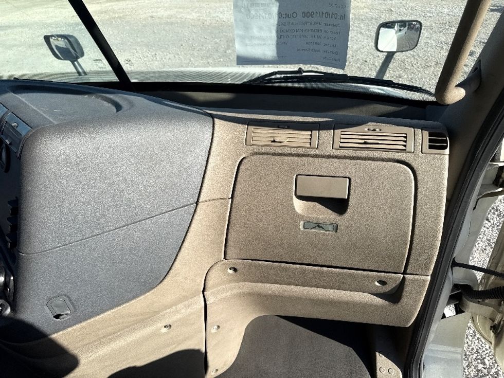 Sleeper Tractor-Heavy Duty Tractors-Freightliner-2019-Cascadia 12564ST-Birmingham-AL-491,493\n\t\tmiles-$ 54,000 - Image 14