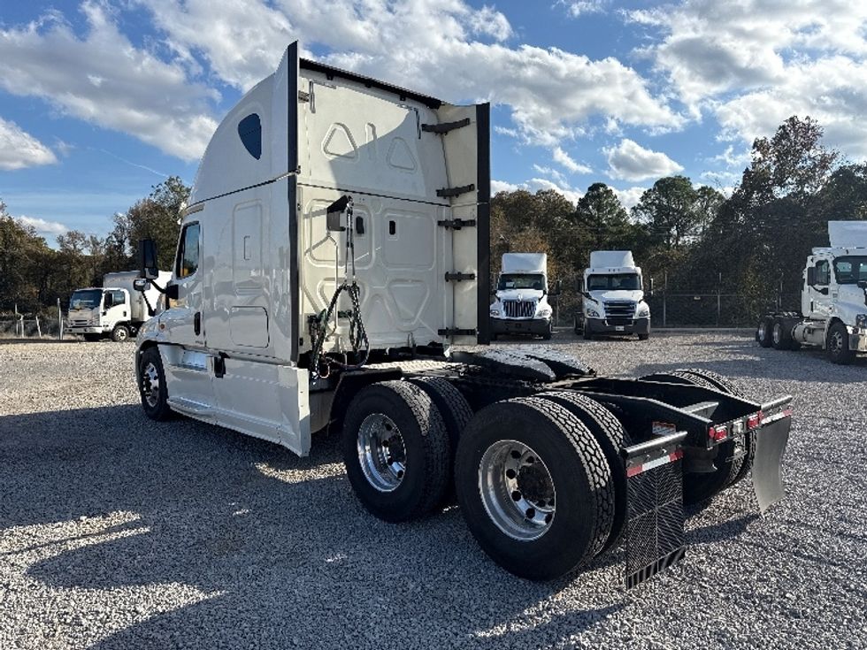 Sleeper Tractor-Heavy Duty Tractors-Freightliner-2019-Cascadia 12564ST-Birmingham-AL-491,493\n\t\tmiles-$ 54,000 - Image 5
