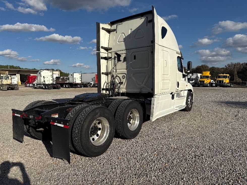Sleeper Tractor-Heavy Duty Tractors-Freightliner-2019-Cascadia 12564ST-Birmingham-AL-491,493\n\t\tmiles-$ 54,000 - Image 7