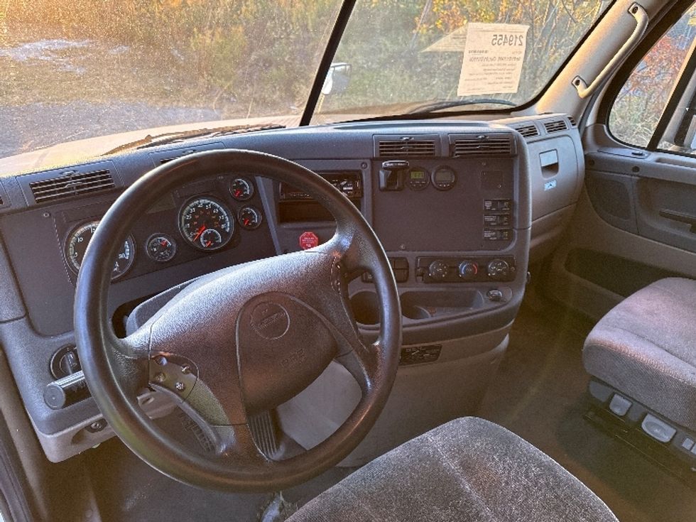 Sleeper Tractor-Heavy Duty Tractors-Freightliner-2019-Cascadia 12564ST-Birmingham-AL-511,872\n\t\tmiles-$ 52,750 - Image 10