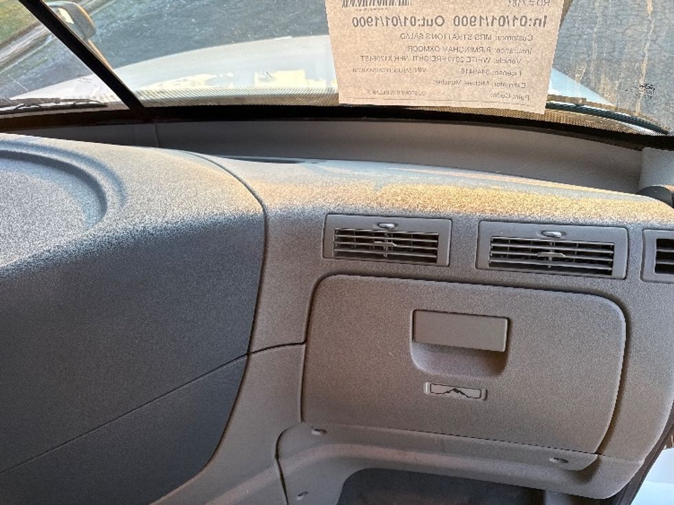 Sleeper Tractor-Heavy Duty Tractors-Freightliner-2019-Cascadia 12564ST-Birmingham-AL-511,872\n\t\tmiles-$ 52,750 - Image 14