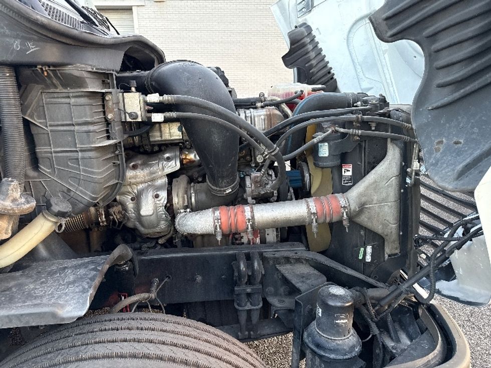 Sleeper Tractor-Heavy Duty Tractors-Freightliner-2019-Cascadia 12564ST-Birmingham-AL-511,872\n\t\tmiles-$ 52,750 - Image 20