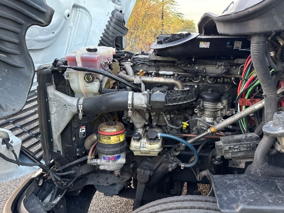 Sleeper Tractor-Heavy Duty Tractors-Freightliner-2019-Cascadia 12564ST-Birmingham-AL-511,872\n\t\tmiles-$ 52,750 - Image 21