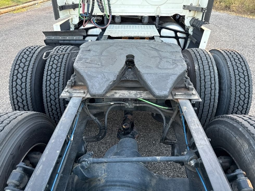 Sleeper Tractor-Heavy Duty Tractors-Freightliner-2019-Cascadia 12564ST-Birmingham-AL-511,872\n\t\tmiles-$ 52,750 - Image 6