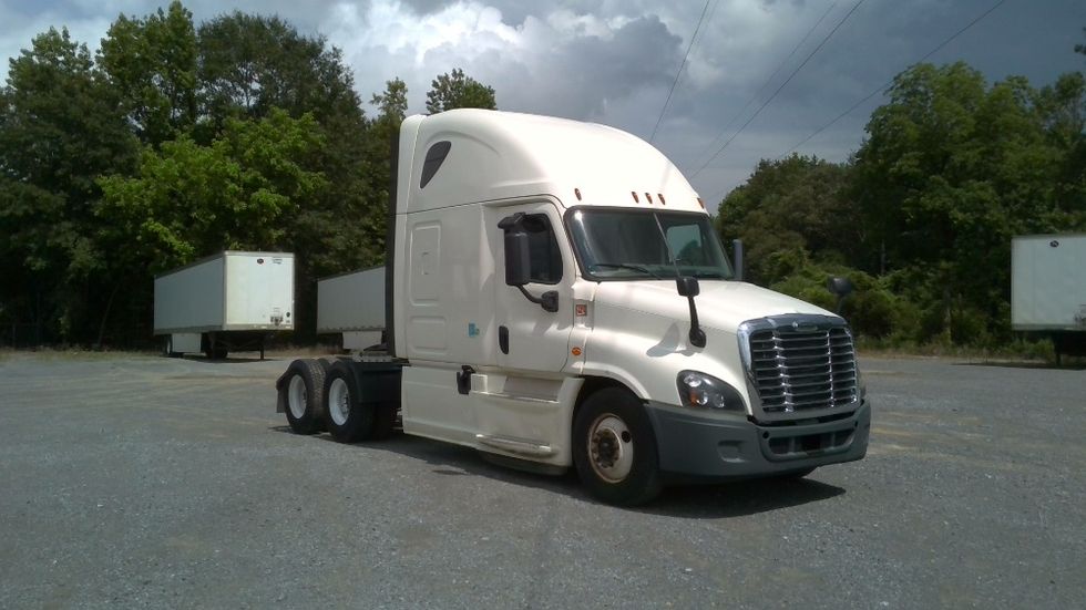 Sleeper Tractor-Heavy Duty Tractors-Freightliner-2019-Cascadia 12564ST-Boaz-AL-548,367\n\t\tmiles-$ 49,750 - Image 1