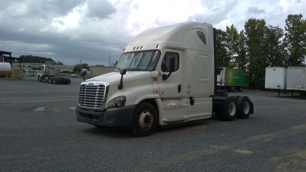 Sleeper Tractor-Heavy Duty Tractors-Freightliner-2019-Cascadia 12564ST-Boaz-AL-548,367\n\t\tmiles-$ 49,750 - Image 3