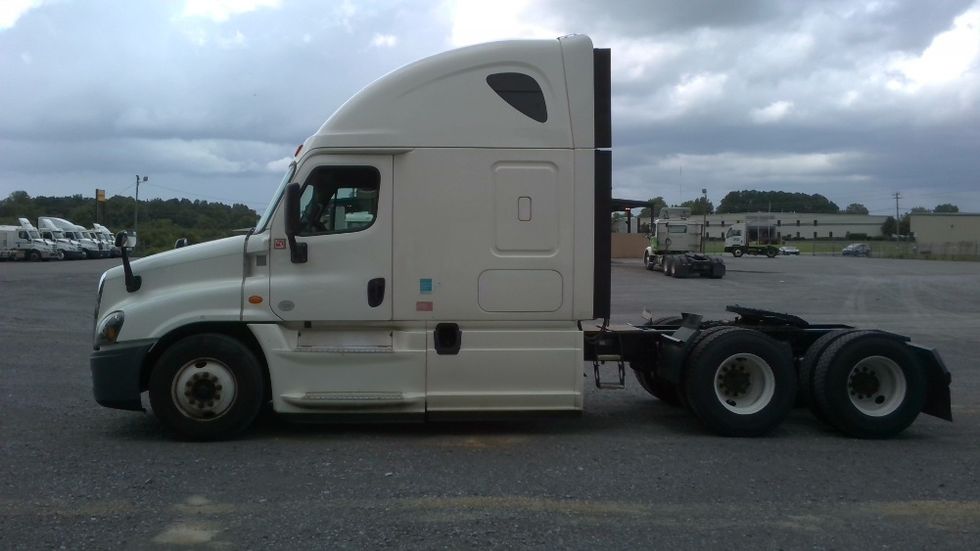 Sleeper Tractor-Heavy Duty Tractors-Freightliner-2019-Cascadia 12564ST-Boaz-AL-548,367\n\t\tmiles-$ 49,750 - Image 4