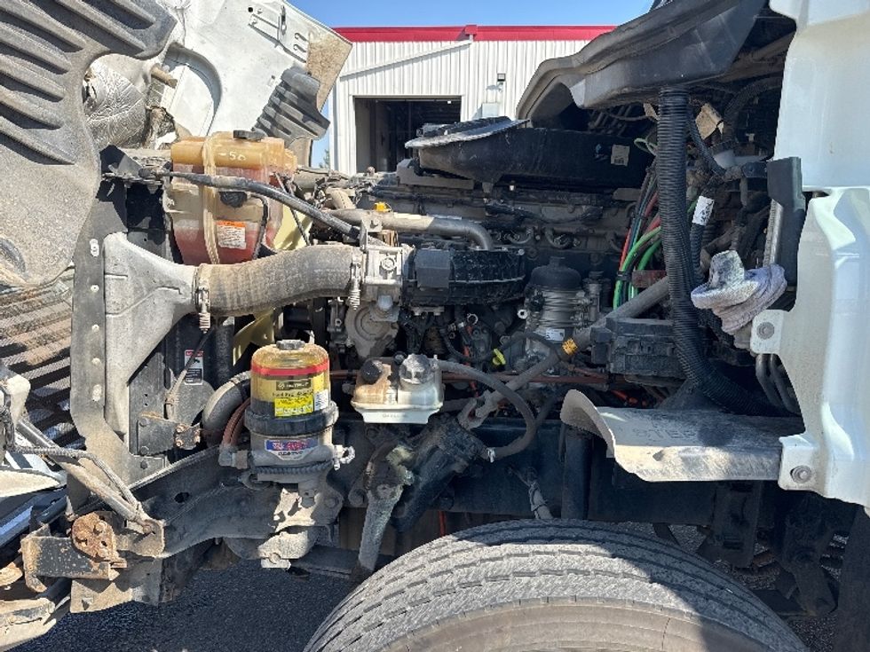 Sleeper Tractor-Heavy Duty Tractors-Freightliner-2019-Cascadia 12564ST-Calgary-AB-470,166\n\t\tkm-$ 70,750 - Image 20