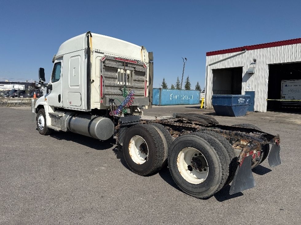 Sleeper Tractor-Heavy Duty Tractors-Freightliner-2019-Cascadia 12564ST-Calgary-AB-470,166\n\t\tkm-$ 70,750 - Image 5