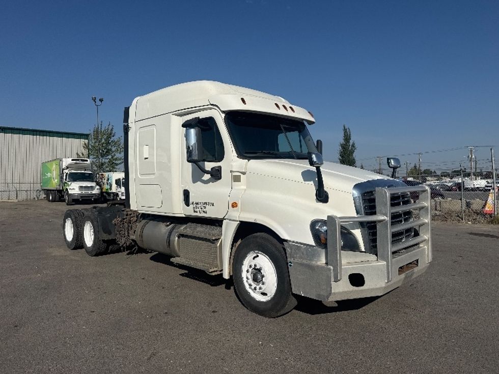 Sleeper Tractor-Heavy Duty Tractors-Freightliner-2019-Cascadia 12564ST-Calgary-AB-540,794\n\t\tkm-$ 68,500 - Image 1