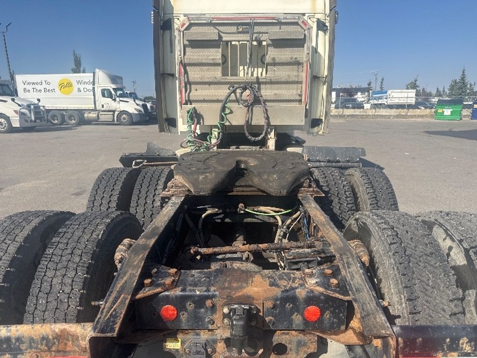 Sleeper Tractor-Heavy Duty Tractors-Freightliner-2019-Cascadia 12564ST-Calgary-AB-540,794\n\t\tkm-$ 68,500 - Image 6