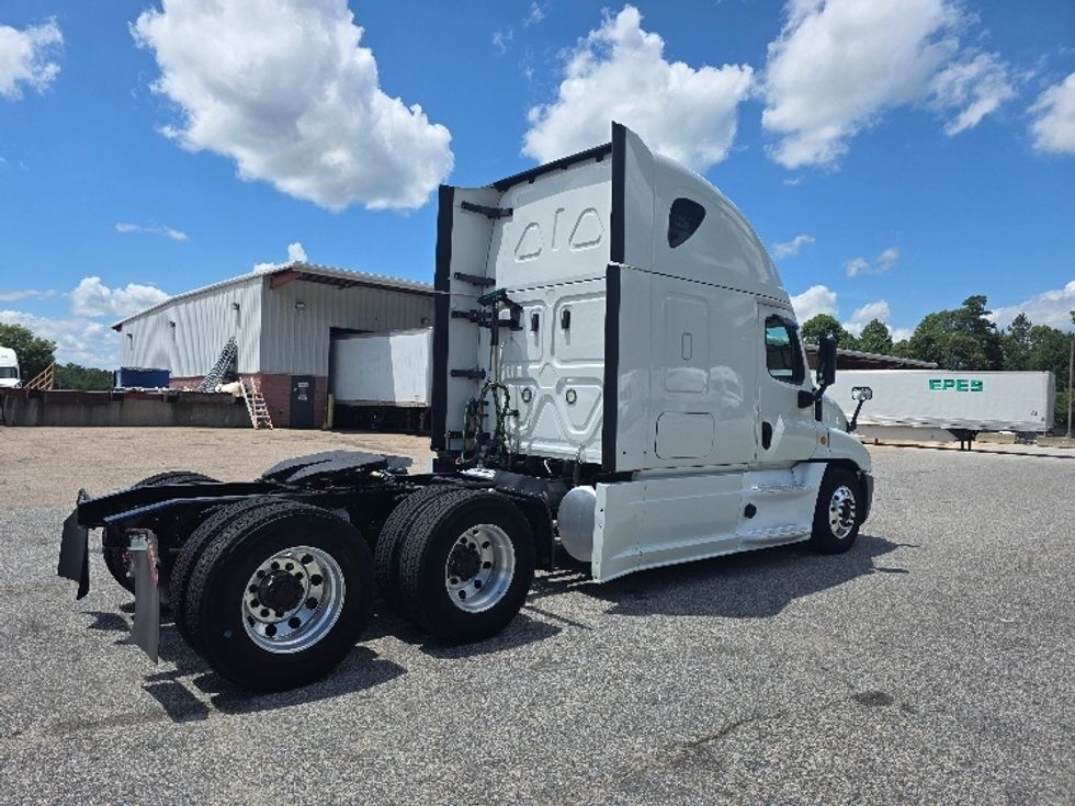 Sleeper Tractor-Heavy Duty Tractors-Freightliner-2019-Cascadia 12564ST-Chester-VA-590,746\n\t\tmiles-$ 51,250 - Image 7