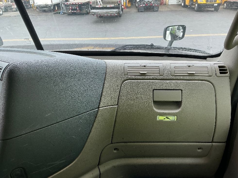 Sleeper Tractor-Heavy Duty Tractors-Freightliner-2019-Cascadia 12564ST-City Of Industry-CA-580,117\n\t\tmiles-$ 54,250 - Image 14