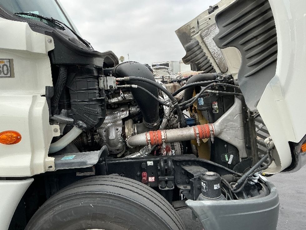 Sleeper Tractor-Heavy Duty Tractors-Freightliner-2019-Cascadia 12564ST-City Of Industry-CA-580,117\n\t\tmiles-$ 54,250 - Image 20