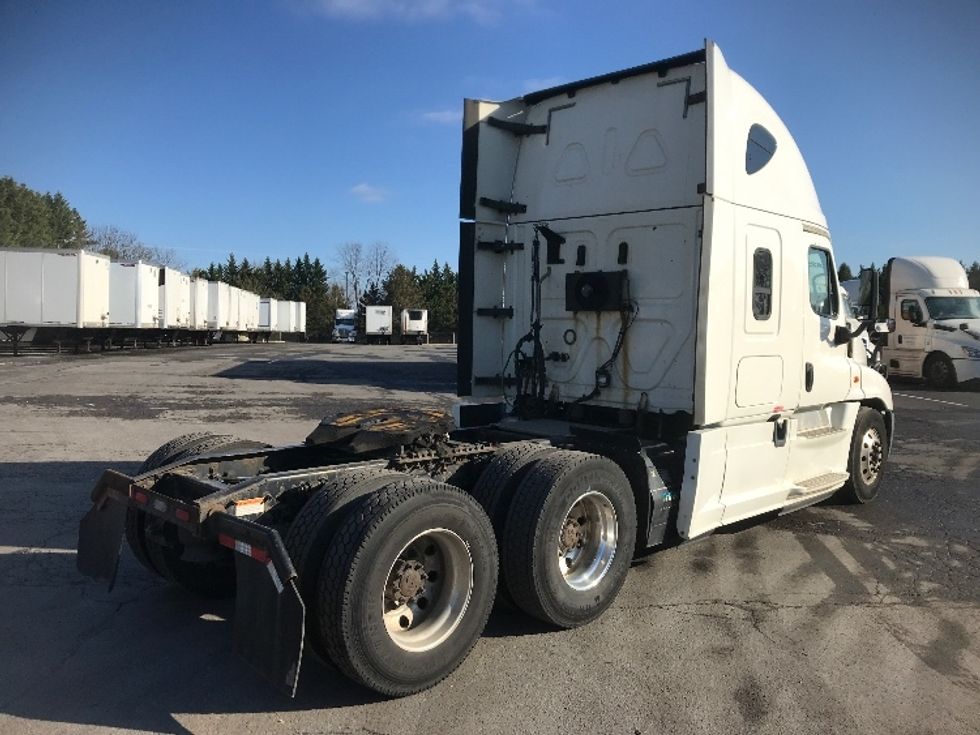 Sleeper Tractor-Heavy Duty Tractors-Freightliner-2019-Cascadia 12564ST-Cleona-PA-411,826\n\t\tmiles-$ 54,500 - Image 7