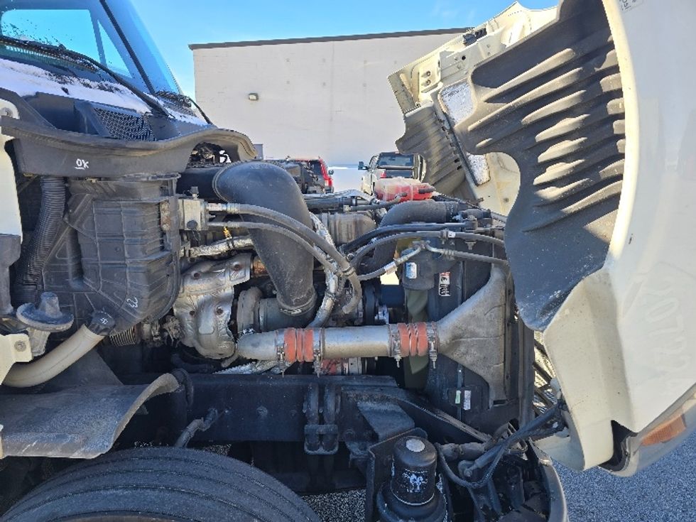 Sleeper Tractor-Heavy Duty Tractors-Freightliner-2019-Cascadia 12564ST-Cookeville-TN-537,105\n\t\tmiles-$ 49,500 - Image 20