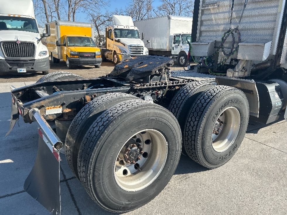 Sleeper Tractor-Heavy Duty Tractors-Freightliner-2019-Cascadia 12564ST-Des Moines-IA-404,135\n\t\tmiles-$ 50,000 - Image 23