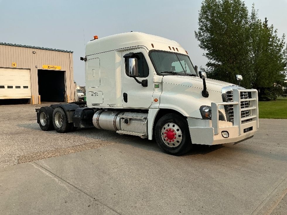 Sleeper Tractor-Heavy Duty Tractors-Freightliner-2019-Cascadia 12564ST-Edmonton-AB-624,177\n\t\tkm-$ 77,500 - Image 1