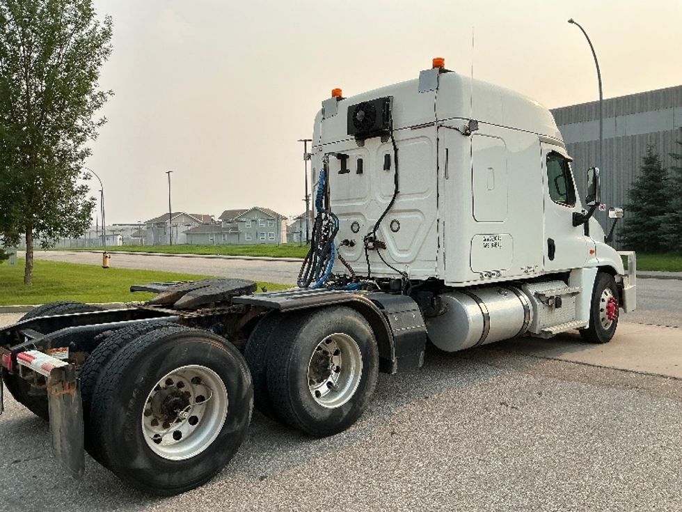 Sleeper Tractor-Heavy Duty Tractors-Freightliner-2019-Cascadia 12564ST-Edmonton-AB-624,177\n\t\tkm-$ 77,500 - Image 7