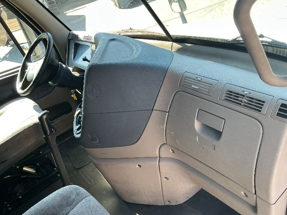 Sleeper Tractor-Heavy Duty Tractors-Freightliner-2019-Cascadia 12564ST-Fontana-CA-459,523\n\t\tmiles-$ 55,750 - Image 15