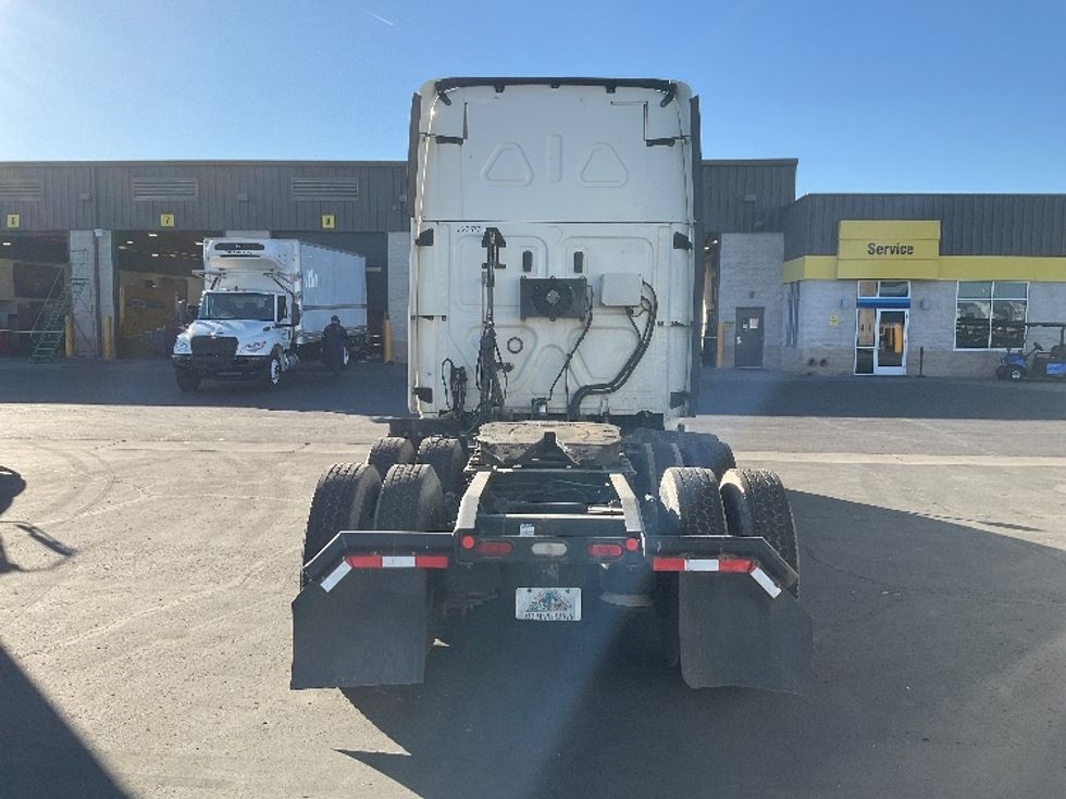 Sleeper Tractor-Heavy Duty Tractors-Freightliner-2019-Cascadia 12564ST-Fontana-CA-665,554\n\t\tmiles-$ 42,000 - Image 6