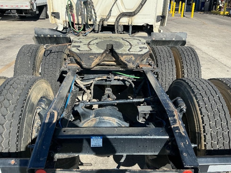 Sleeper Tractor-Heavy Duty Tractors-Freightliner-2019-Cascadia 12564ST-Fontana-CA-670,921\n\t\tmiles-$ 41,000 - Image 6