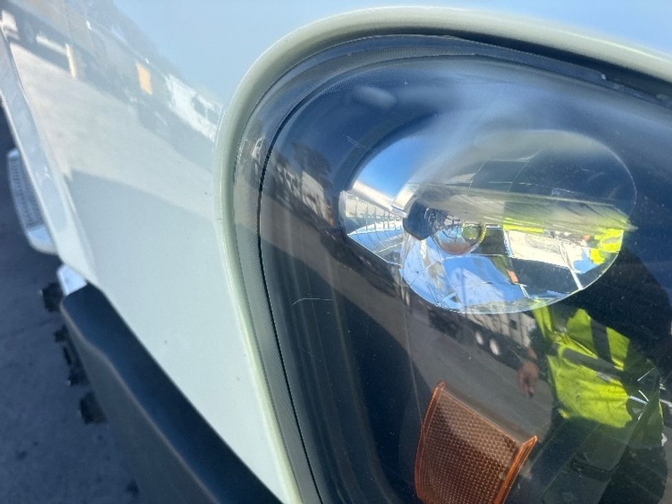 Sleeper Tractor-Heavy Duty Tractors-Freightliner-2019-Cascadia 12564ST-Fontana-CA-748,709\n\t\tmiles-$ 33,000 - Image 23