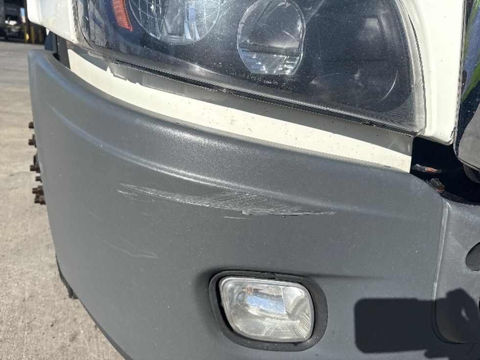 Sleeper Tractor-Heavy Duty Tractors-Freightliner-2019-Cascadia 12564ST-Fontana-CA-793,247\n\t\tmiles-$ 32,250 - Image 24