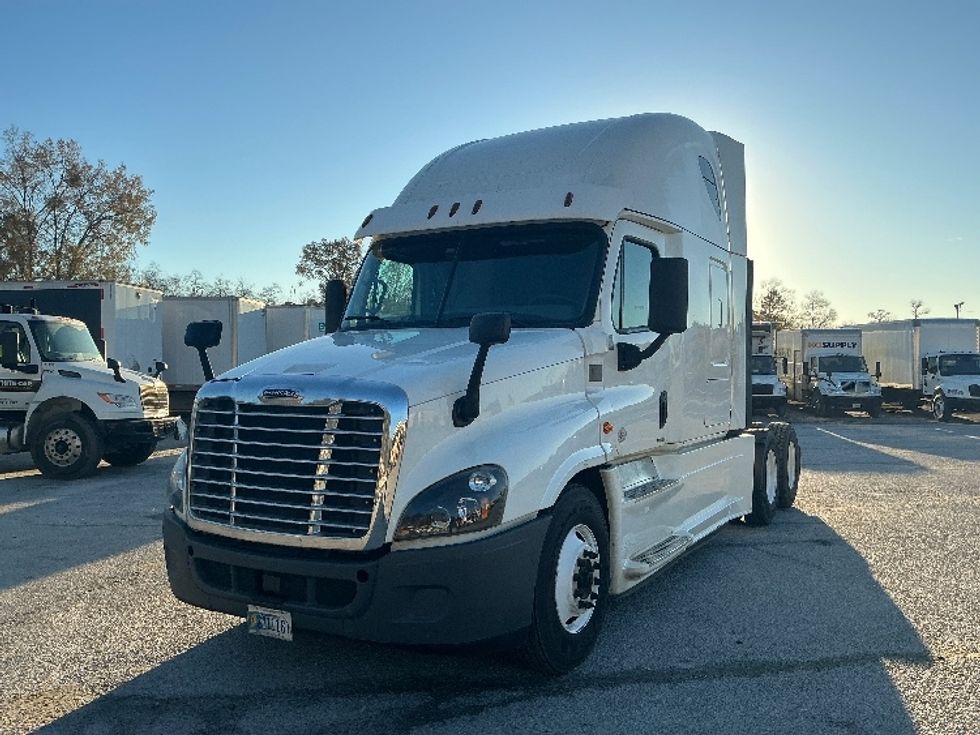 Sleeper Tractor-Heavy Duty Tractors-Freightliner-2019-Cascadia 12564ST-Garden City-GA-346,659\n\t\tmiles-$ 58,750 - Image 3
