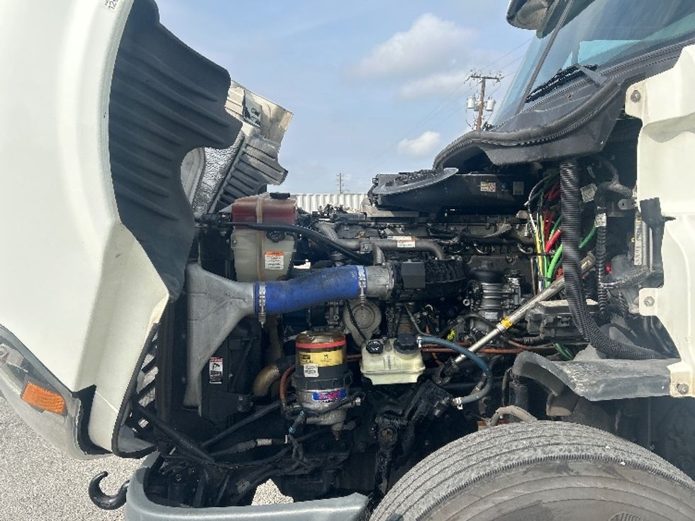 Sleeper Tractor-Heavy Duty Tractors-Freightliner-2019-Cascadia 12564ST-Garden City-GA-445,871\n\t\tmiles-$ 51,250 - Image 21