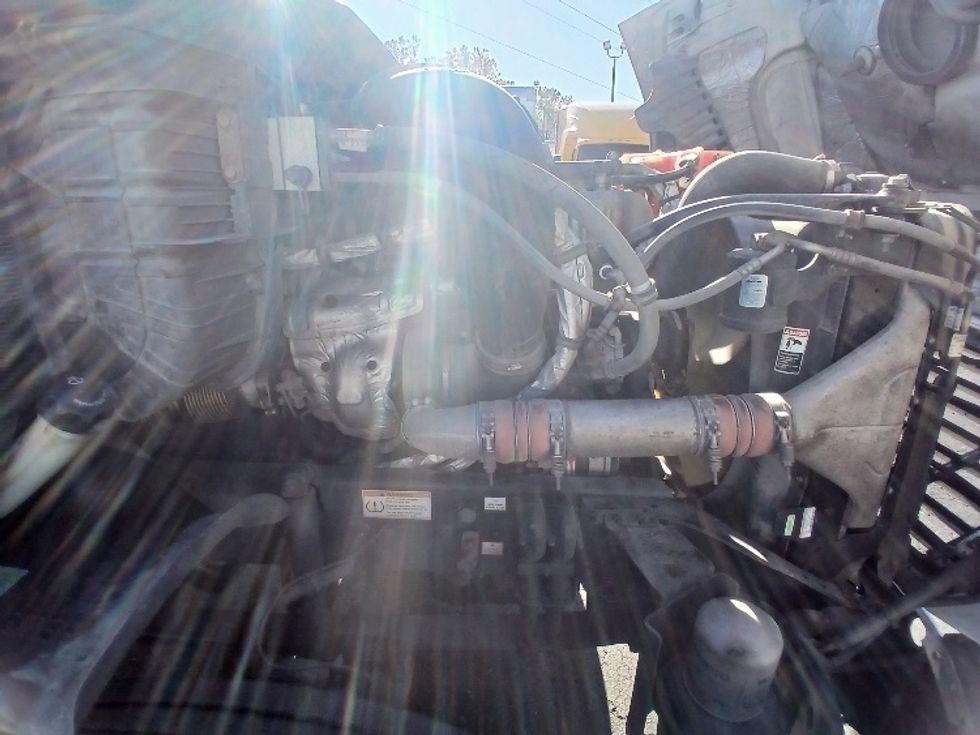 Sleeper Tractor-Heavy Duty Tractors-Freightliner-2019-Cascadia 12564ST-Greensboro-NC-564,947\n\t\tmiles-$ 51,000 - Image 20