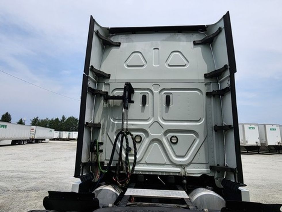 Sleeper Tractor-Heavy Duty Tractors-Freightliner-2019-Cascadia 12564ST-Greensboro-NC-656,393\n\t\tmiles-$ 46,250 - Image 20