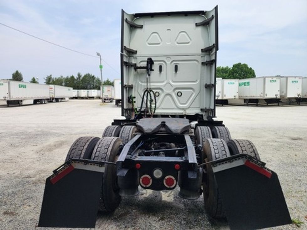 Sleeper Tractor-Heavy Duty Tractors-Freightliner-2019-Cascadia 12564ST-Greensboro-NC-656,393\n\t\tmiles-$ 46,250 - Image 6
