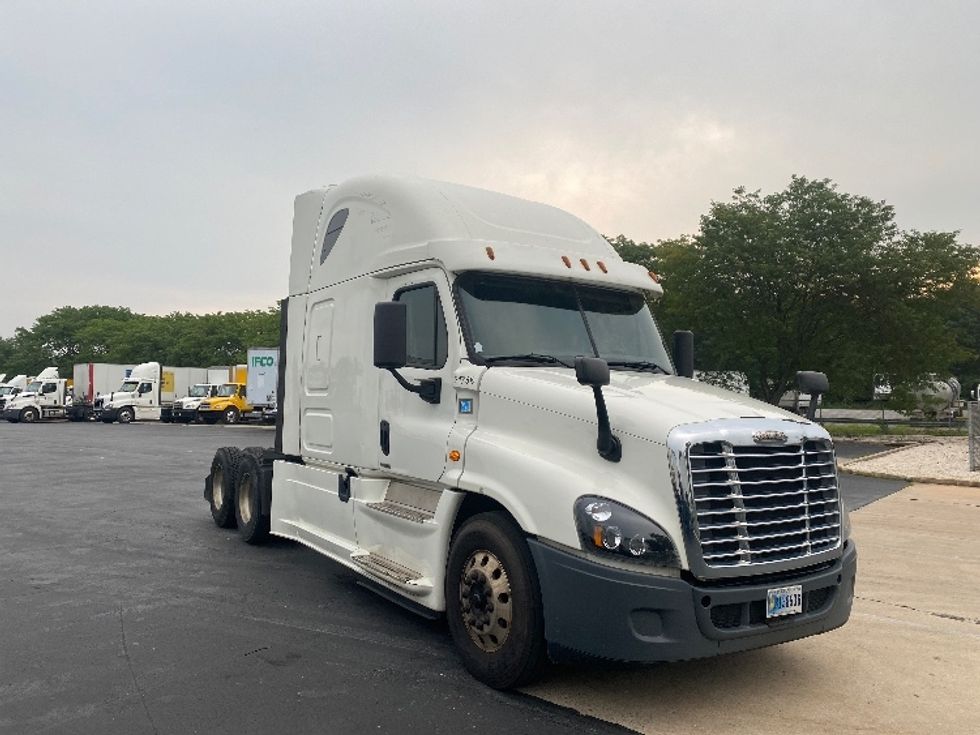 Sleeper Tractor-Heavy Duty Tractors-Freightliner-2019-Cascadia 12564ST-Harrisburg-PA-583,747\n\t\tmiles-$ 44,750 - Image 1
