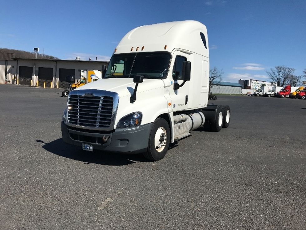 Sleeper Tractor-Heavy Duty Tractors-Freightliner-2019-Cascadia 12564ST-Harrisonburg-VA-460,833\n\t\tmiles-$ 54,250 - Image 3