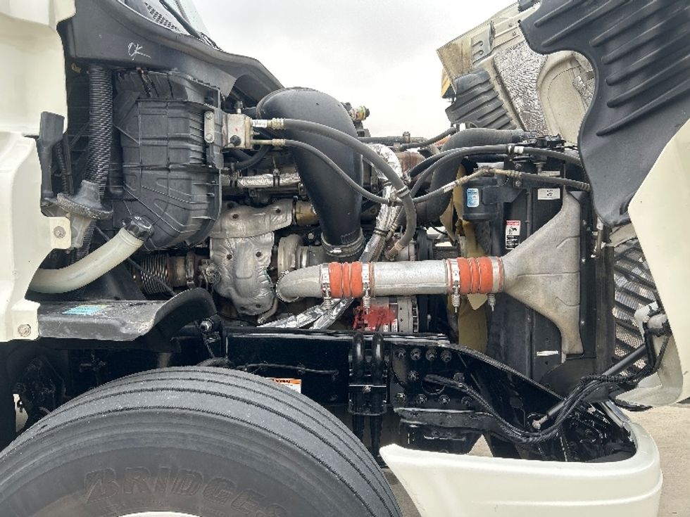 Sleeper Tractor-Heavy Duty Tractors-Freightliner-2019-Cascadia 12564ST-Houston-TX-246,451\n\t\tmiles-$ 59,750 - Image 20