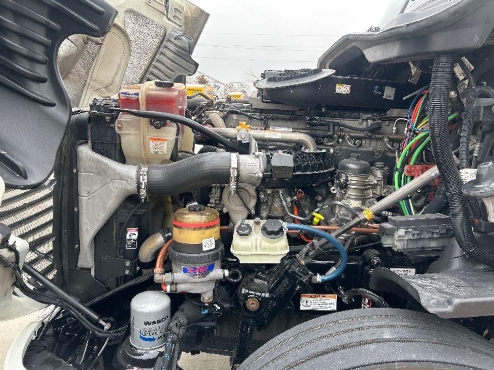 Sleeper Tractor-Heavy Duty Tractors-Freightliner-2019-Cascadia 12564ST-Houston-TX-246,451\n\t\tmiles-$ 59,750 - Image 21