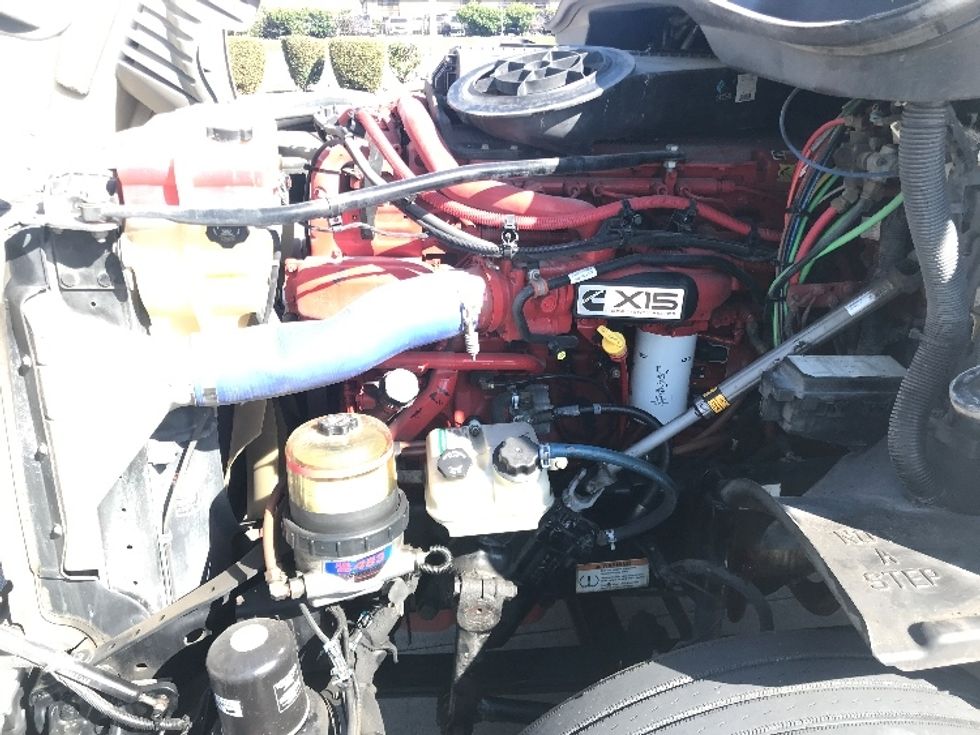 Sleeper Tractor-Heavy Duty Tractors-Freightliner-2019-Cascadia 12564ST-Houston-TX-308,257\n\t\tmiles-$ 63,000 - Image 21