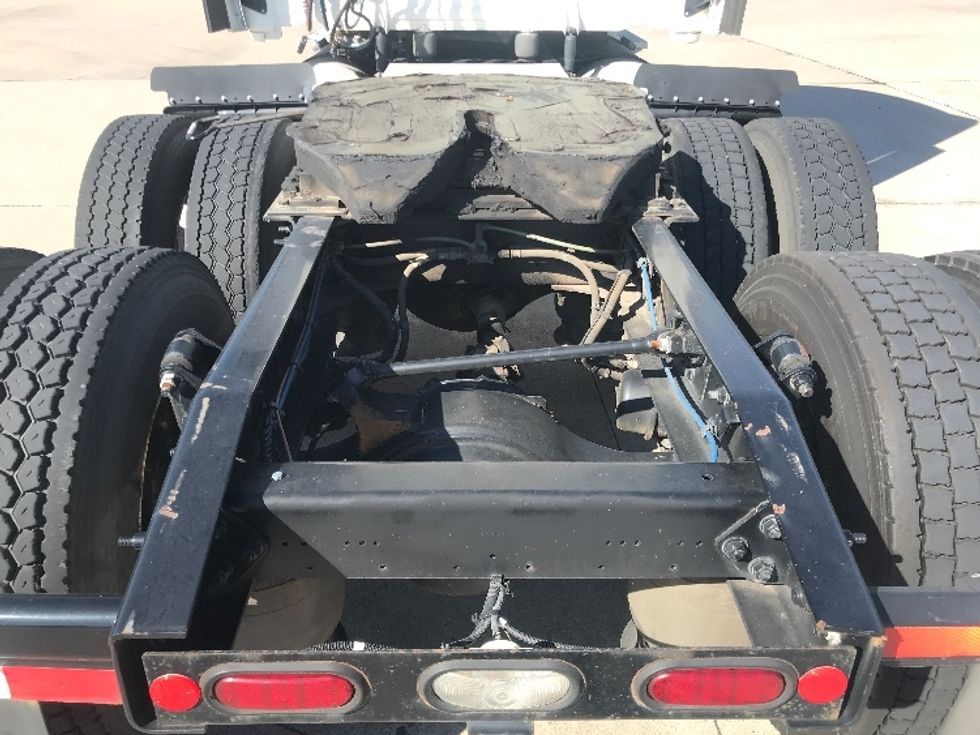 Sleeper Tractor-Heavy Duty Tractors-Freightliner-2019-Cascadia 12564ST-Houston-TX-308,257\n\t\tmiles-$ 63,000 - Image 6