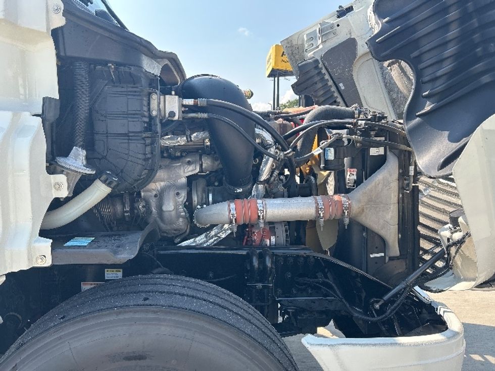 Sleeper Tractor-Heavy Duty Tractors-Freightliner-2019-Cascadia 12564ST-Houston-TX-336,435\n\t\tmiles-$ 62,250 - Image 20